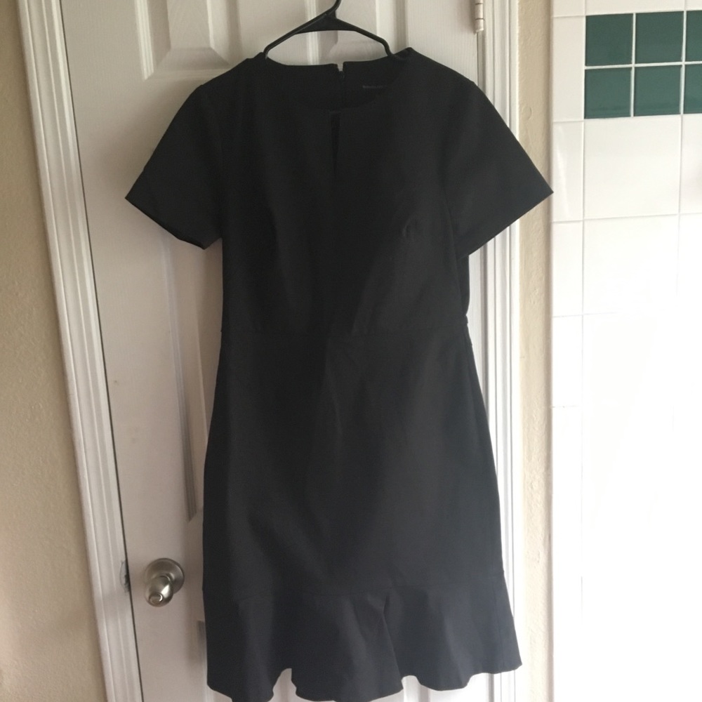Banana republic black flounce dress
